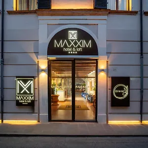 Hotel Maxxim & Loft